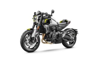 CFMOTO-700CL-X-Sport-moottoripyora-autobike myymälöistä - AutoBike